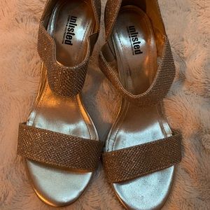 Dress sandals. Size 6. Kenneth Cole Unlisted. 2 inch heel.